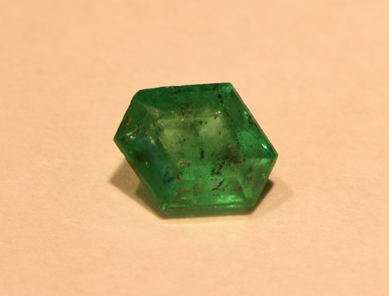 facettierter Smaragd (0,3 ct)