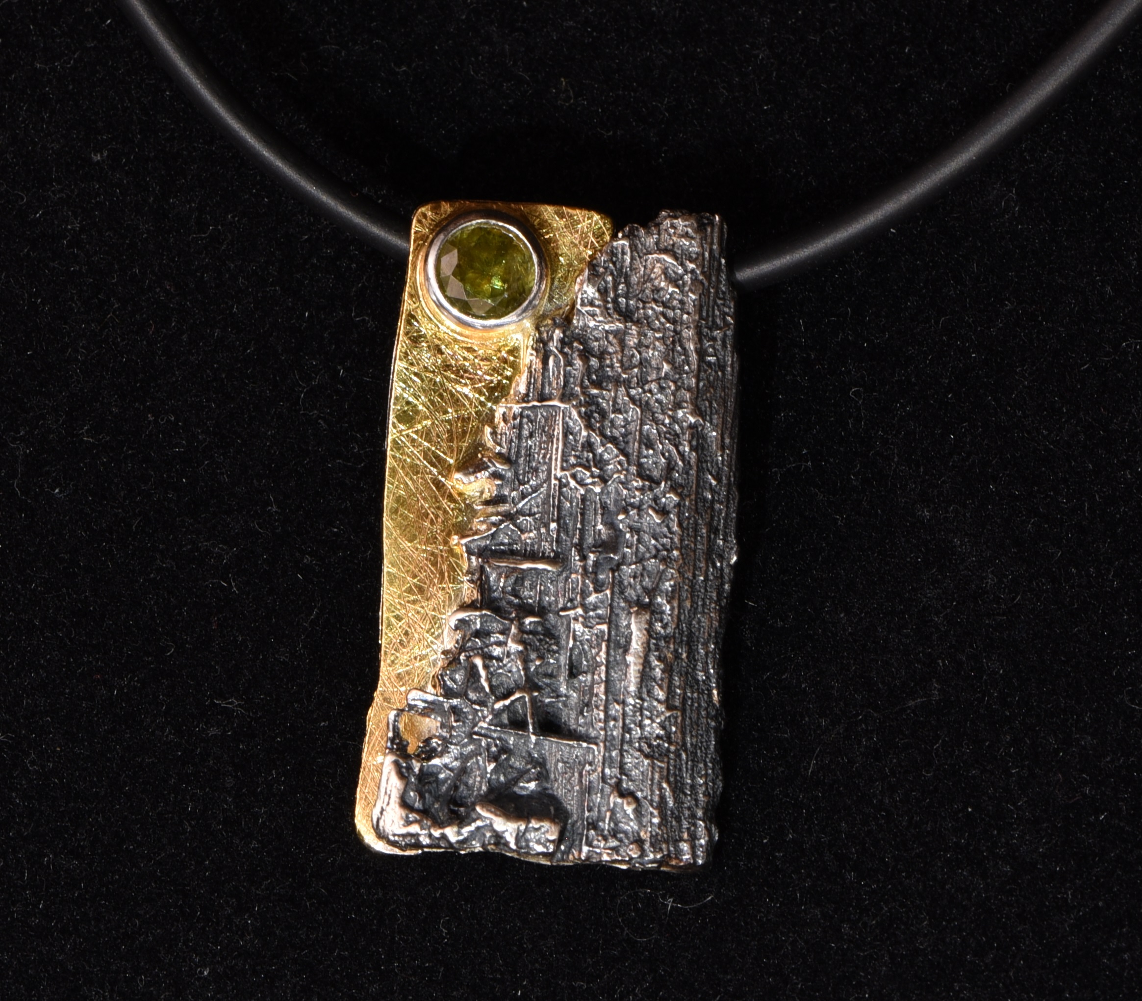 Sphenanhänger (Titanit) Sphenanhänger (Titanit)